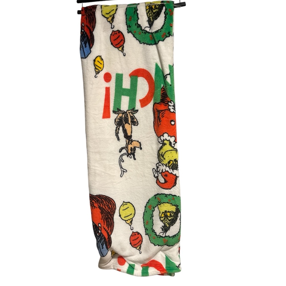 Grinch Christmas Blanket - Picture 3 of 4